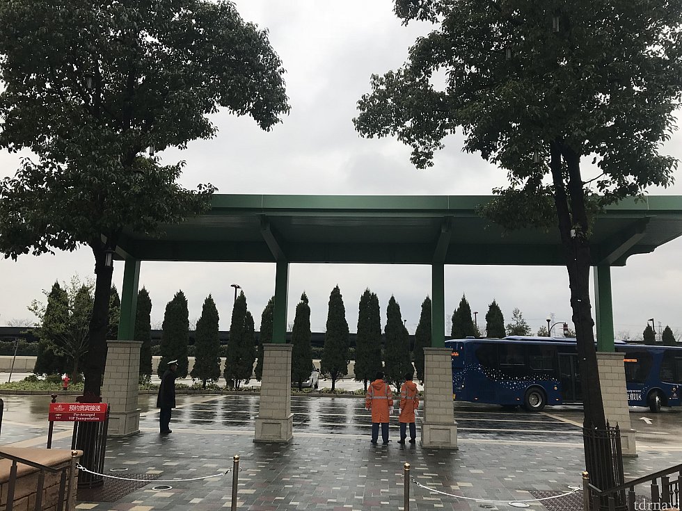 こんなバス降り場