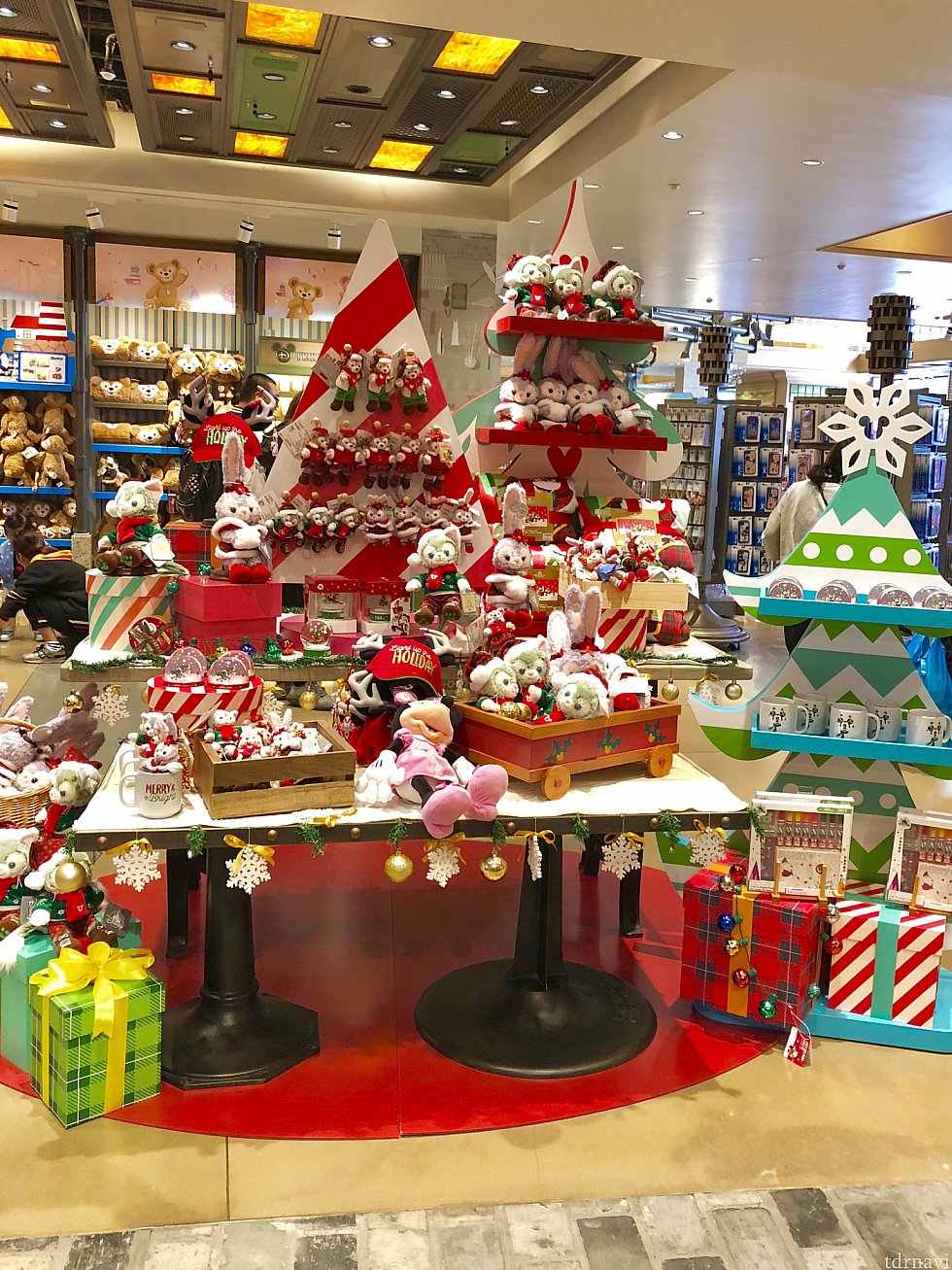 ③World of Disney Store