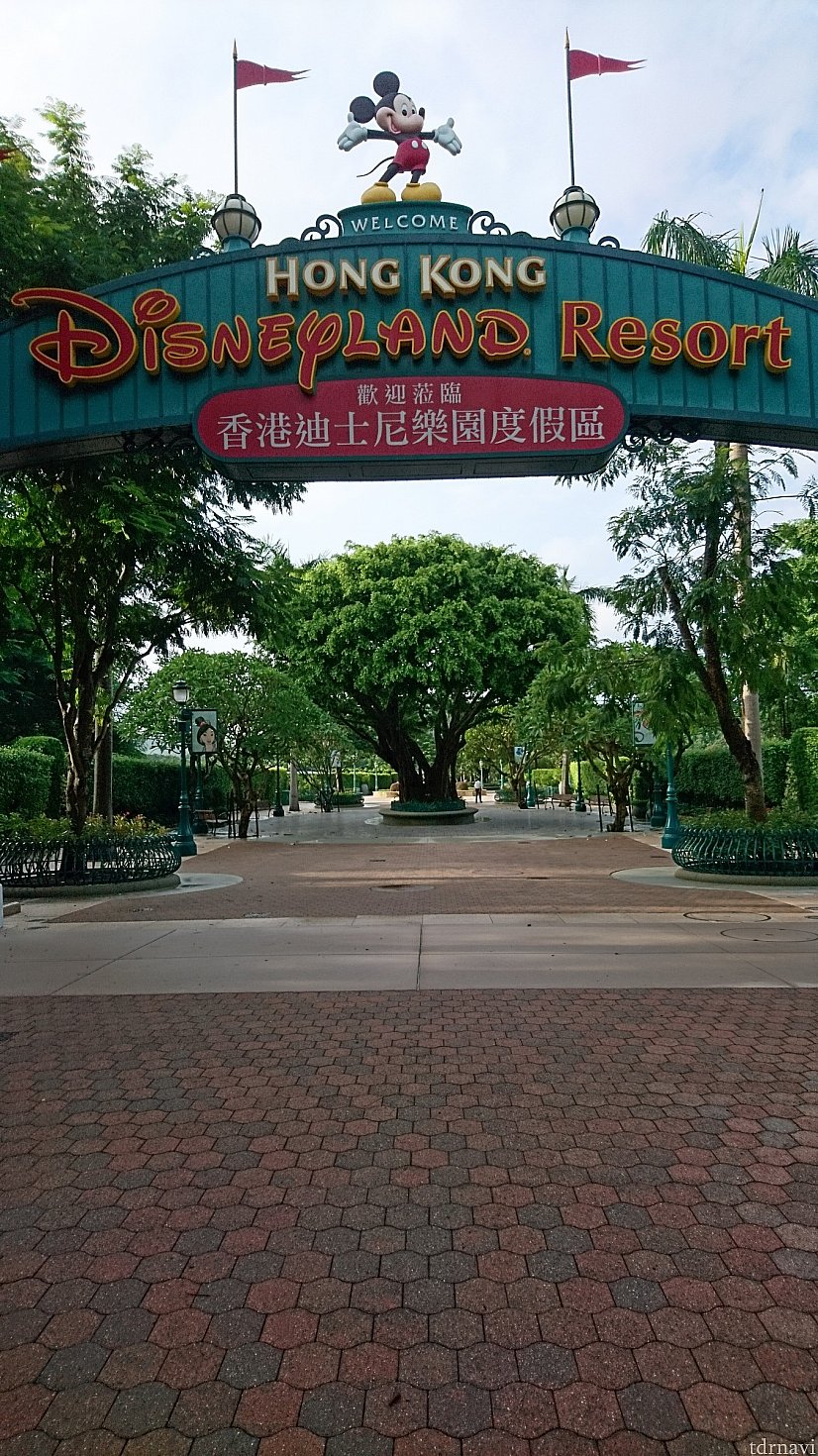 ディズニーランド付近は穏やかです。