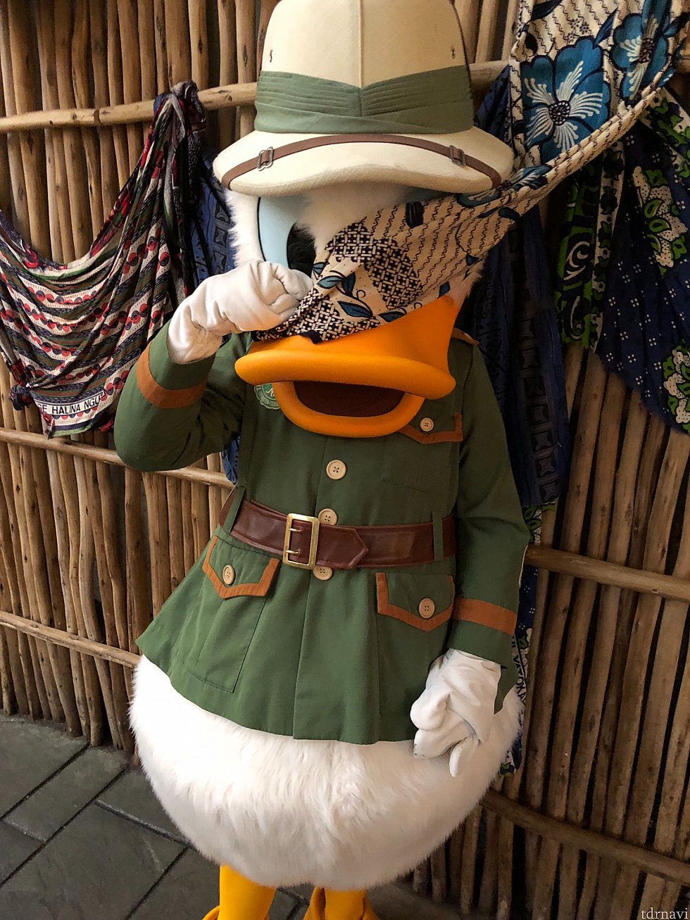 隠れんぼしてるらしいです笑