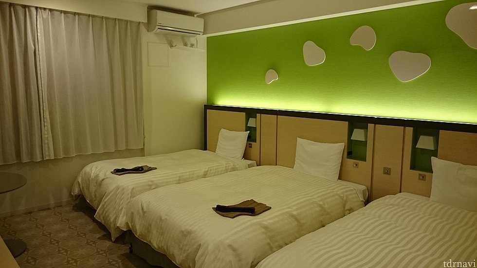 夏に泊まったお部屋がこちら!
コンセント豊富(*-∀-*)