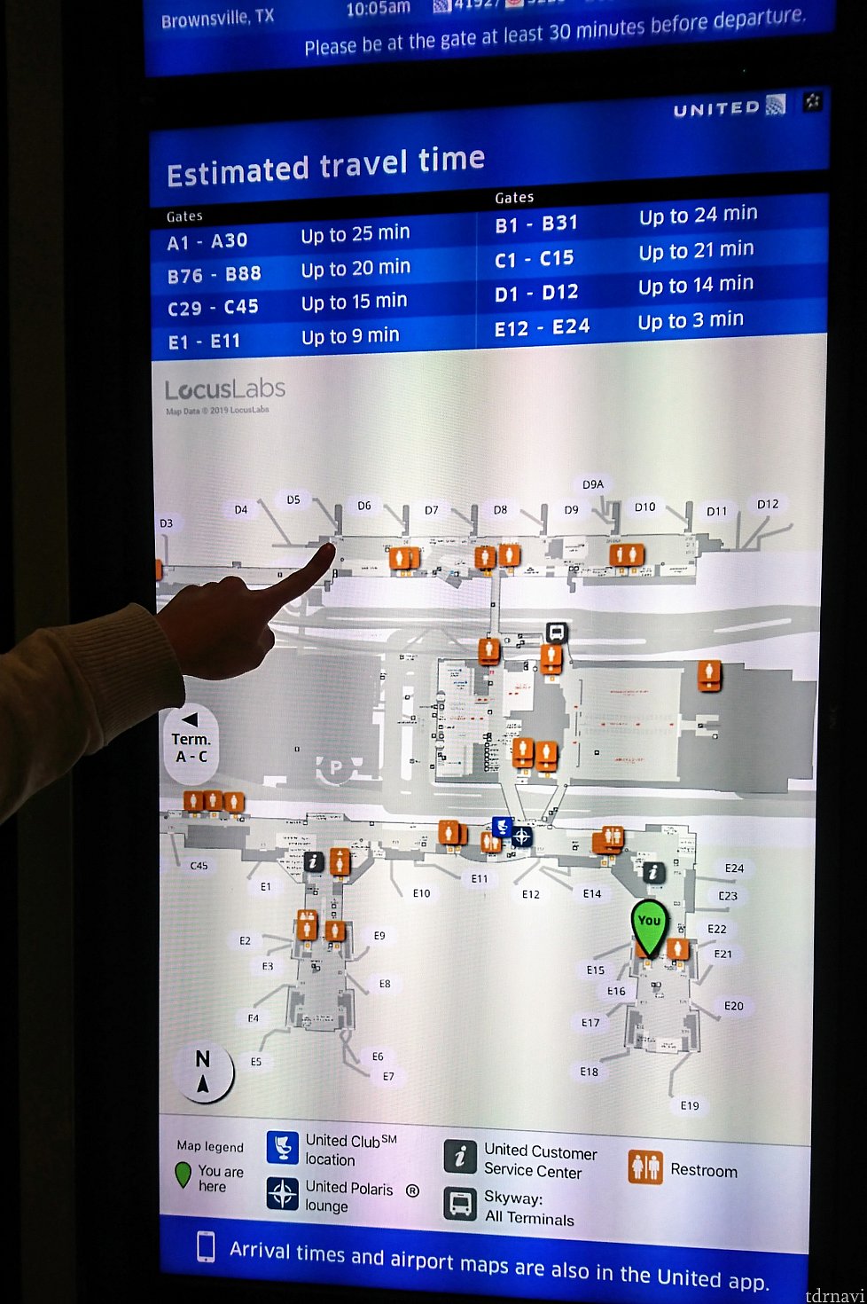 ヒューストン空港の電光マップ。これがとても見やすかったです。