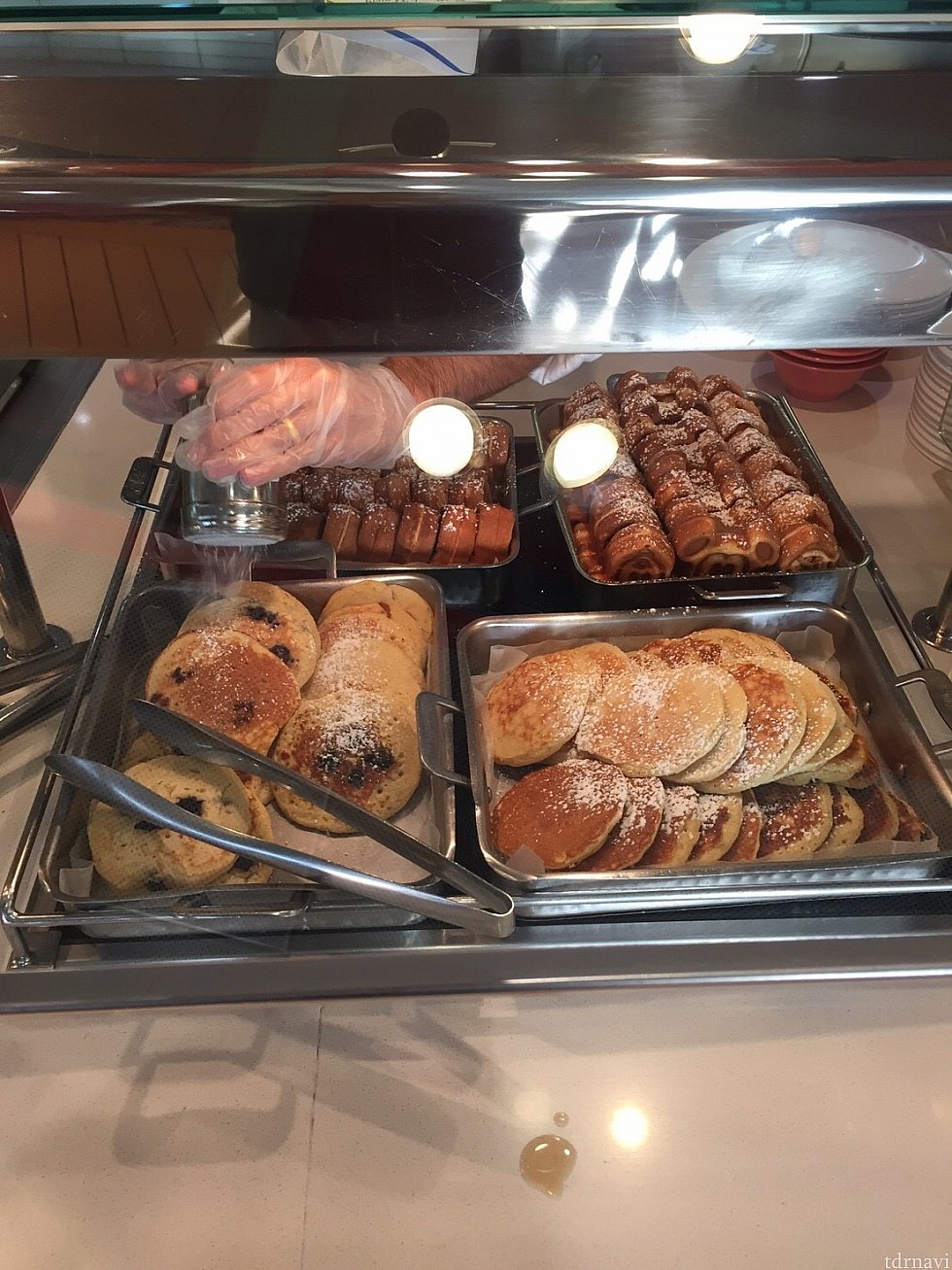 パンケーキ、ワッフル!ついつい取りすぎてしまいます。