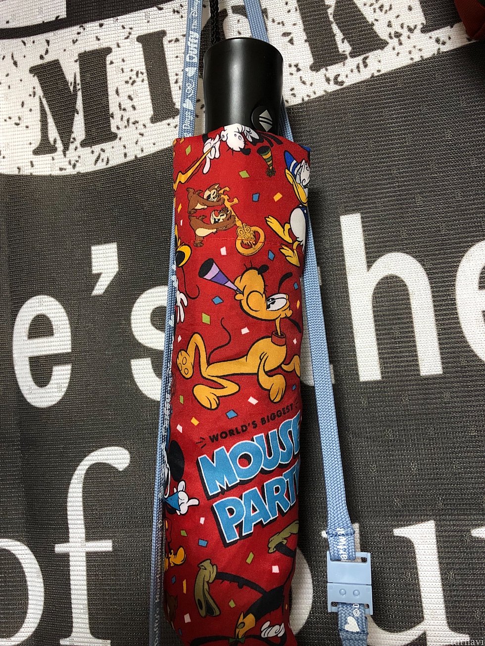 ワンタッチ折り畳み傘。