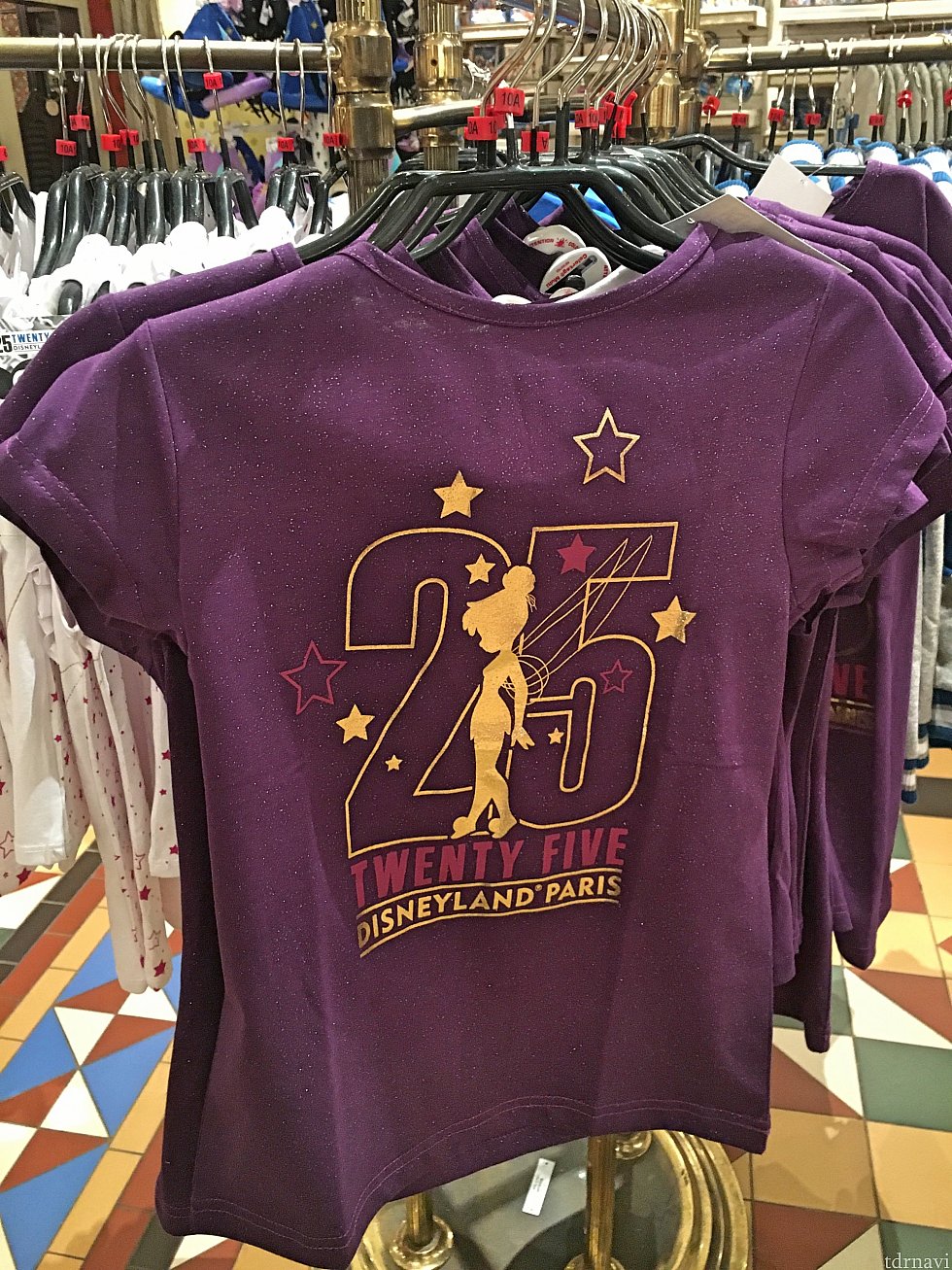 Tシャツ 22.99€