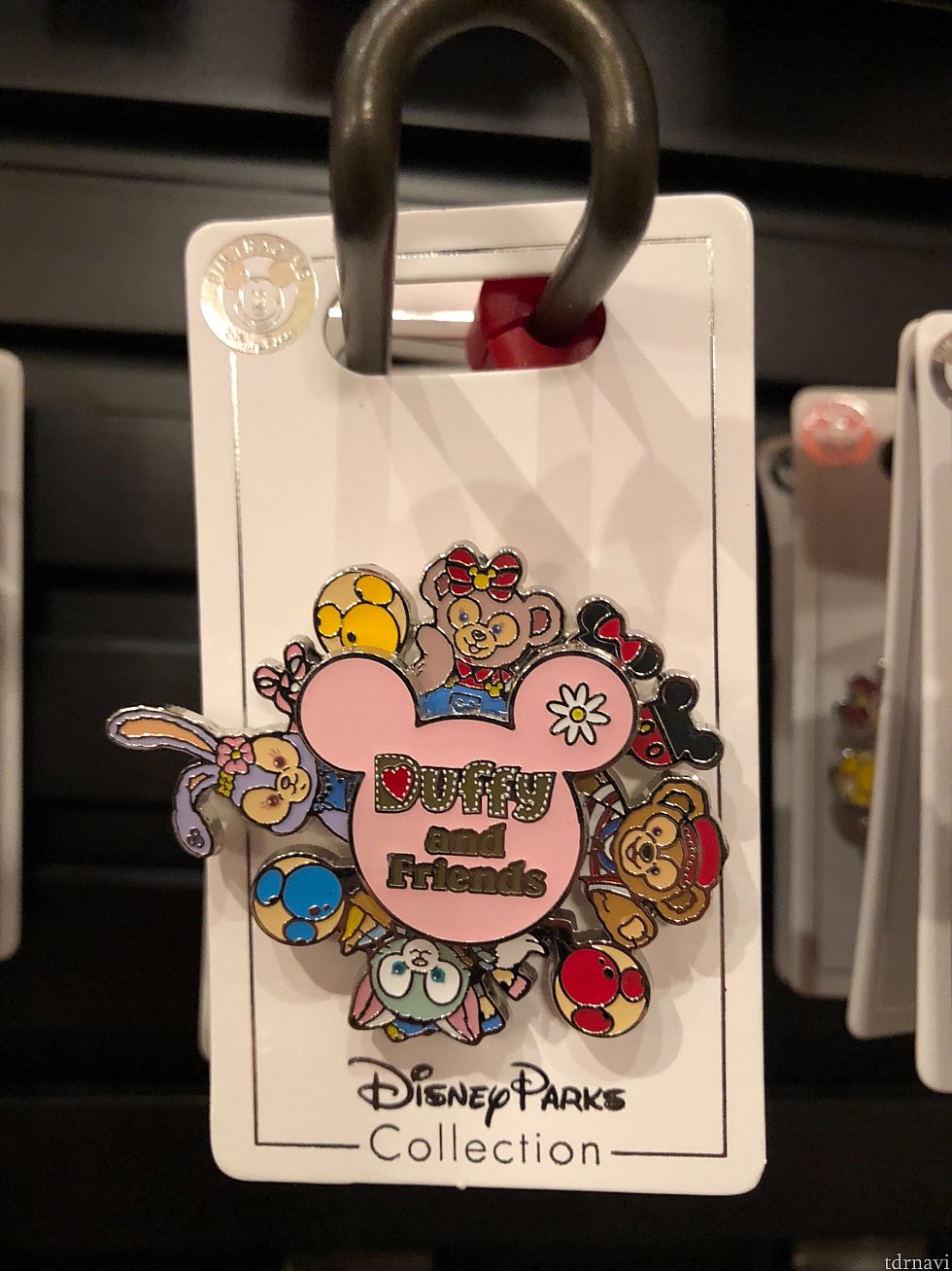 可愛いピンバッジ♡くるくる回ります。99元