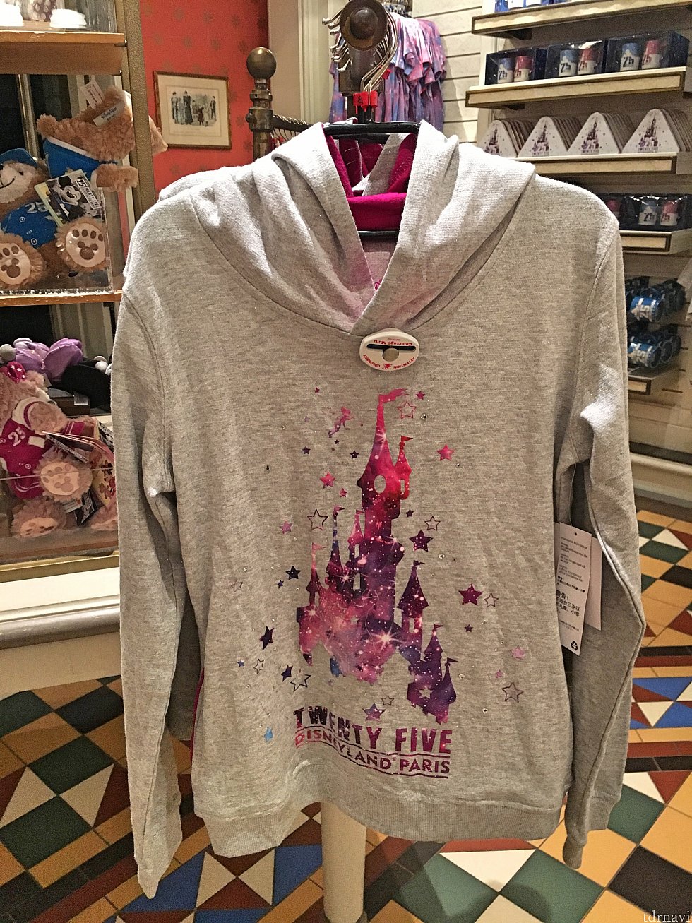 パーカー 34.99€