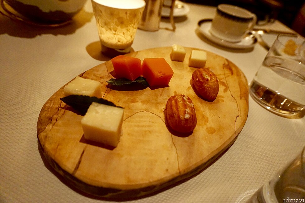 チーズも美味しかったんですが、満腹にチーズは重い…