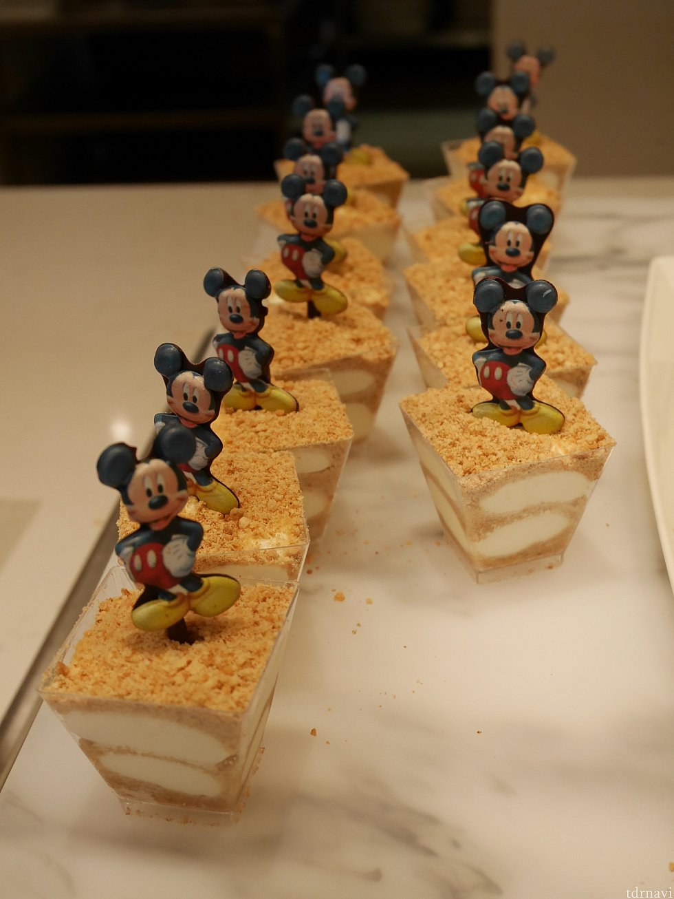 キャラのプレートが乗ってるデザートがいっぱい!