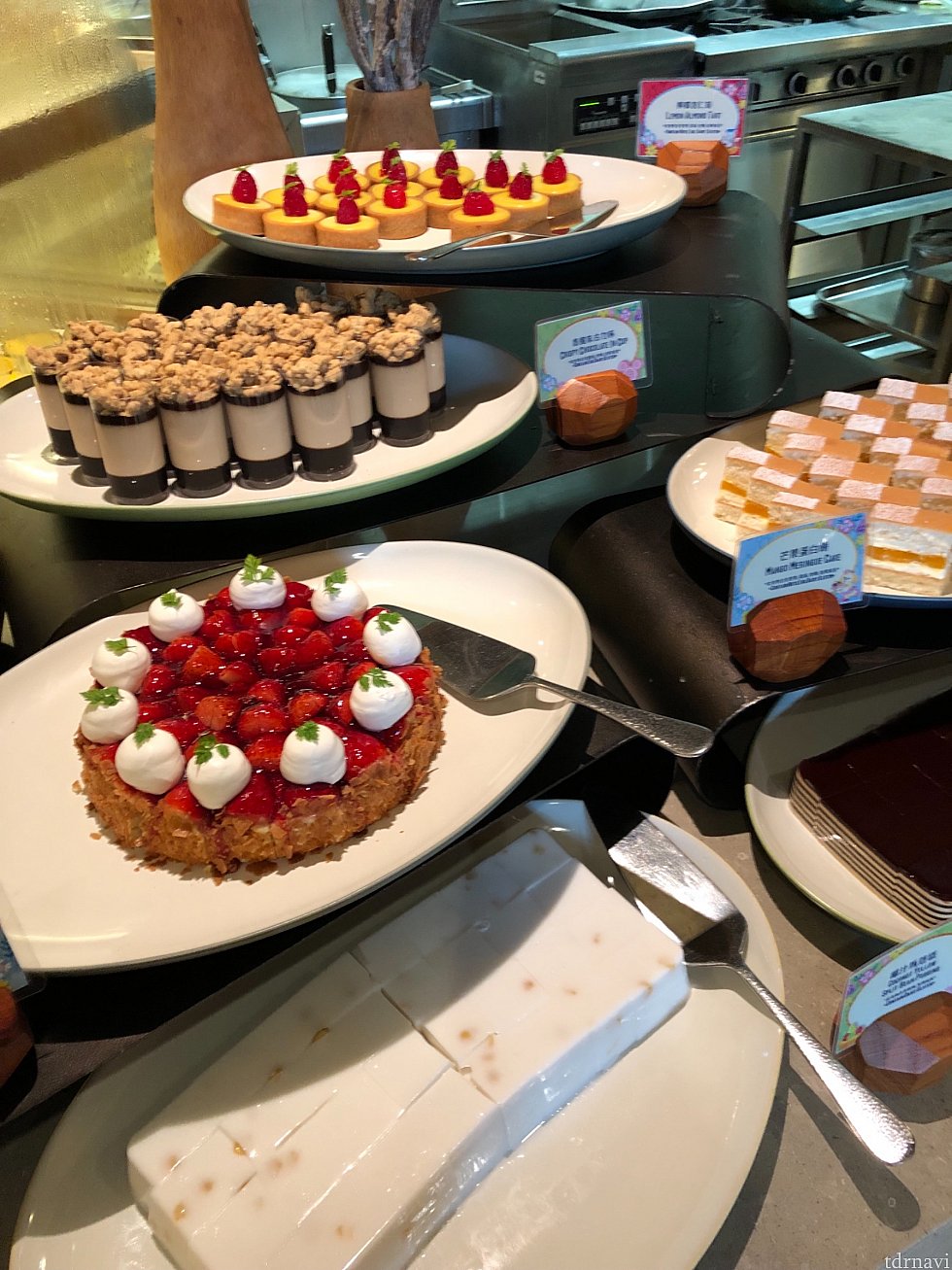 ケーキなんてもっと食べきれない