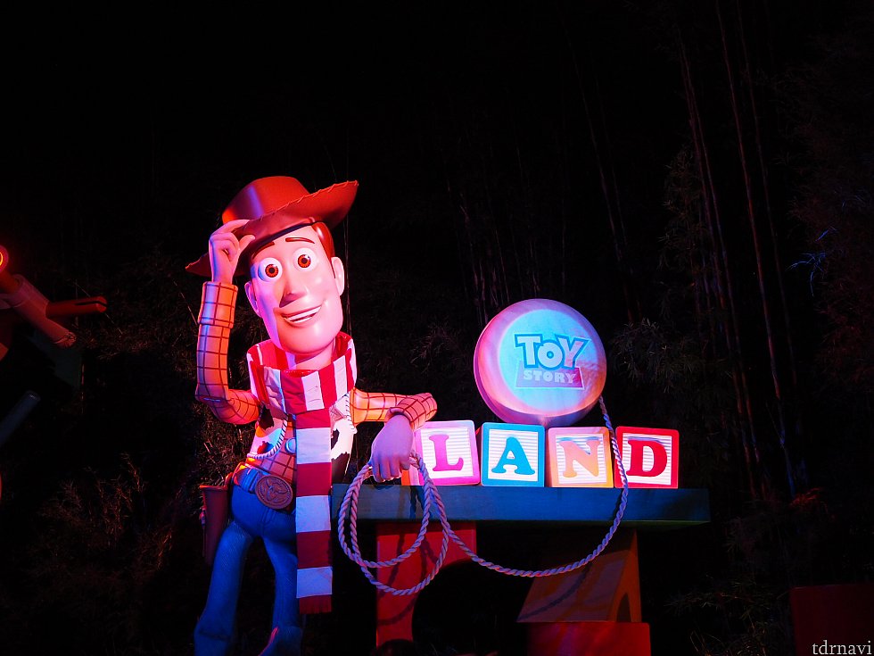 Holiday Cheers at Toy Story Land