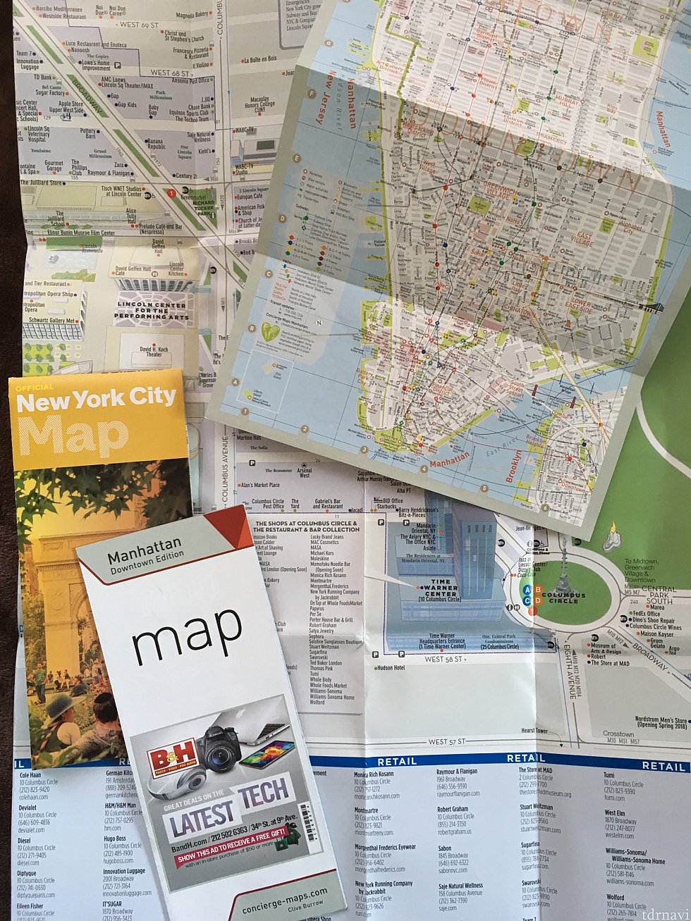 いろいろなタイプのMAPが入手できます。
ホテル、コロンバスサークル、街角などにささってます。
文字が極小なので老眼鏡が要ります(笑)