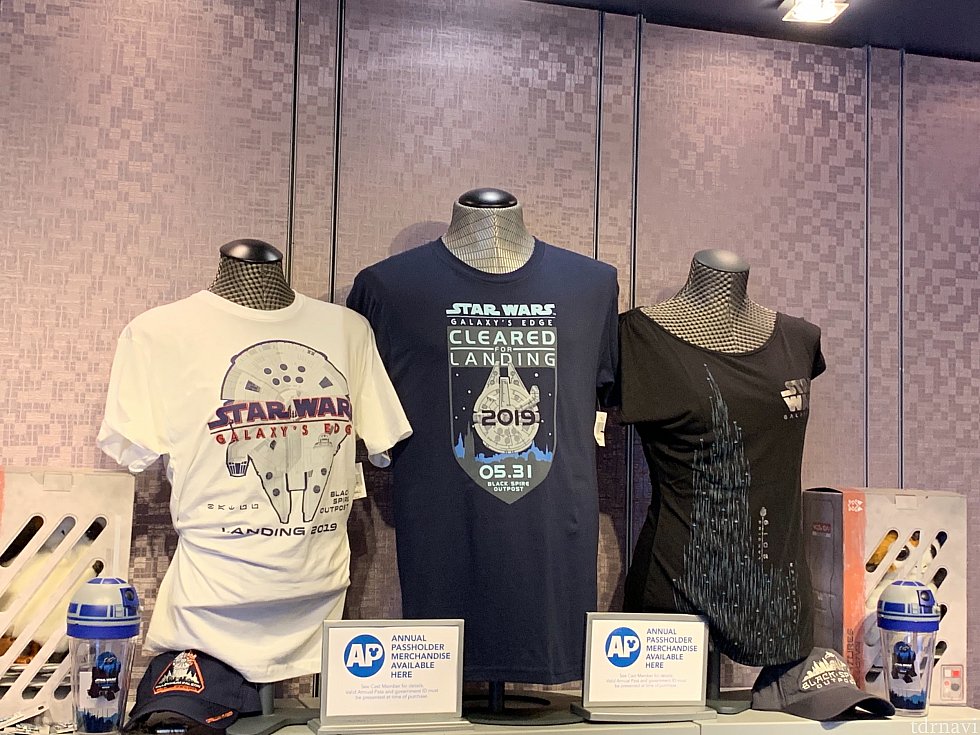 年パス保持者限定Tシャツ。
