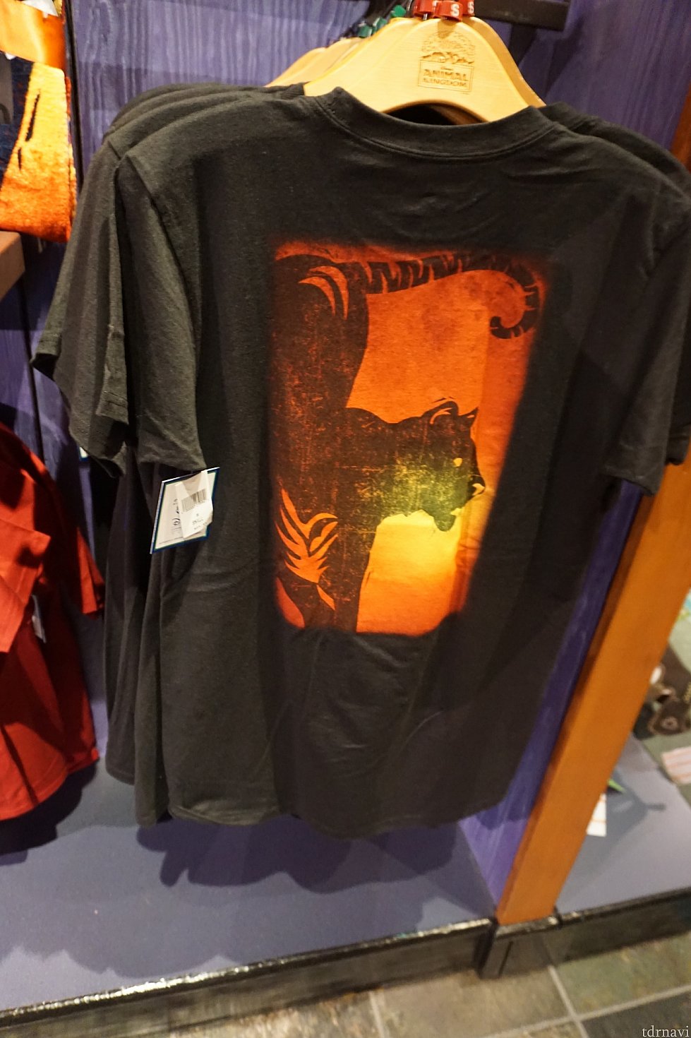 男性用Tシャツは$24.99