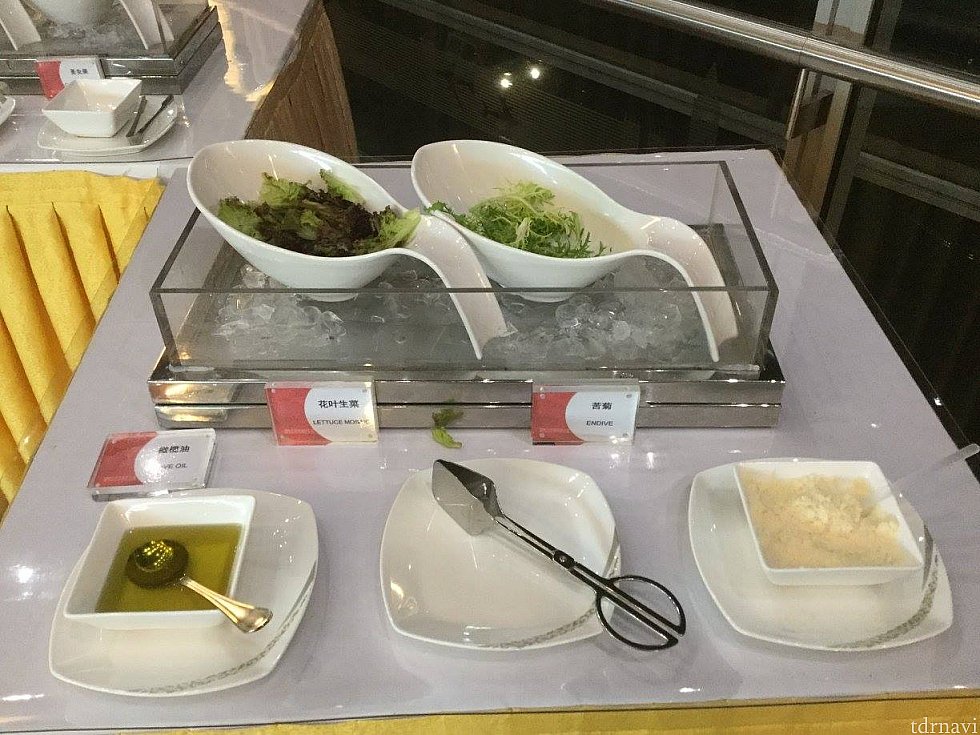 ドレッシングの種類も豊富でした。