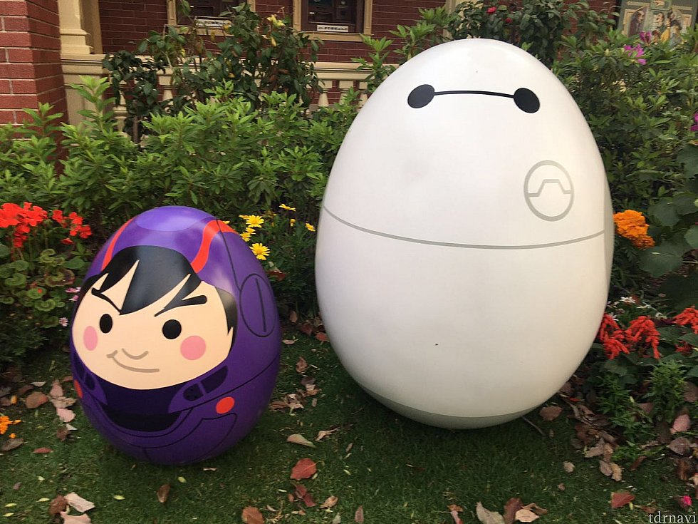 外にはイースターエッグがありました。