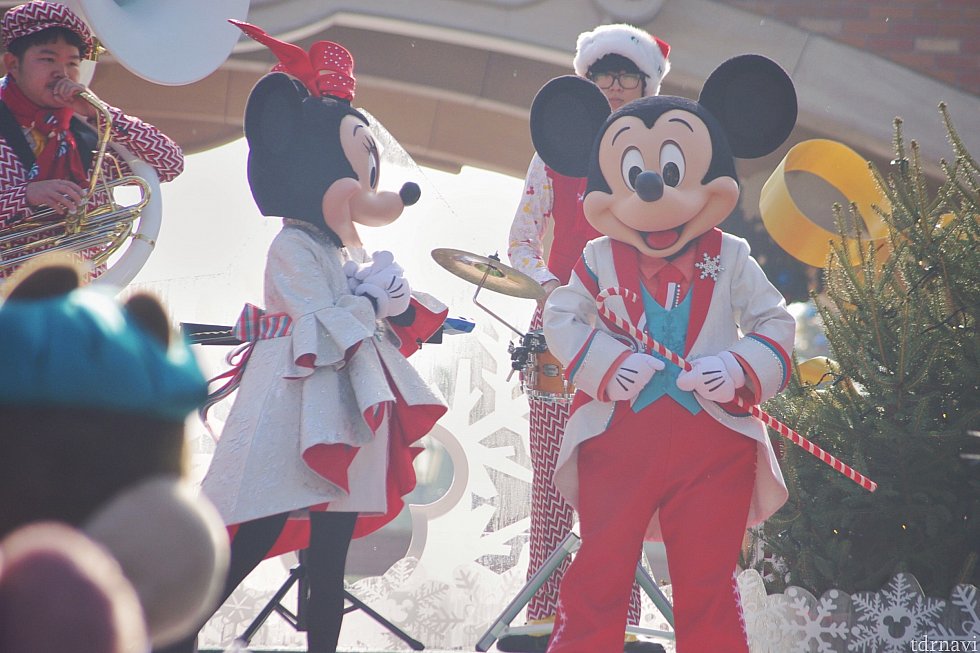 奥のステージへ!ミニーちゃん嬉しそう♡