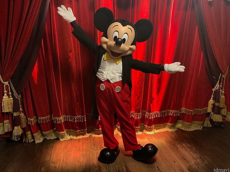 待ち時間が短いのはありがたいもの。でもキューラインで短編映画を見る楽しみがなくなってしまったのは惜しいな〜