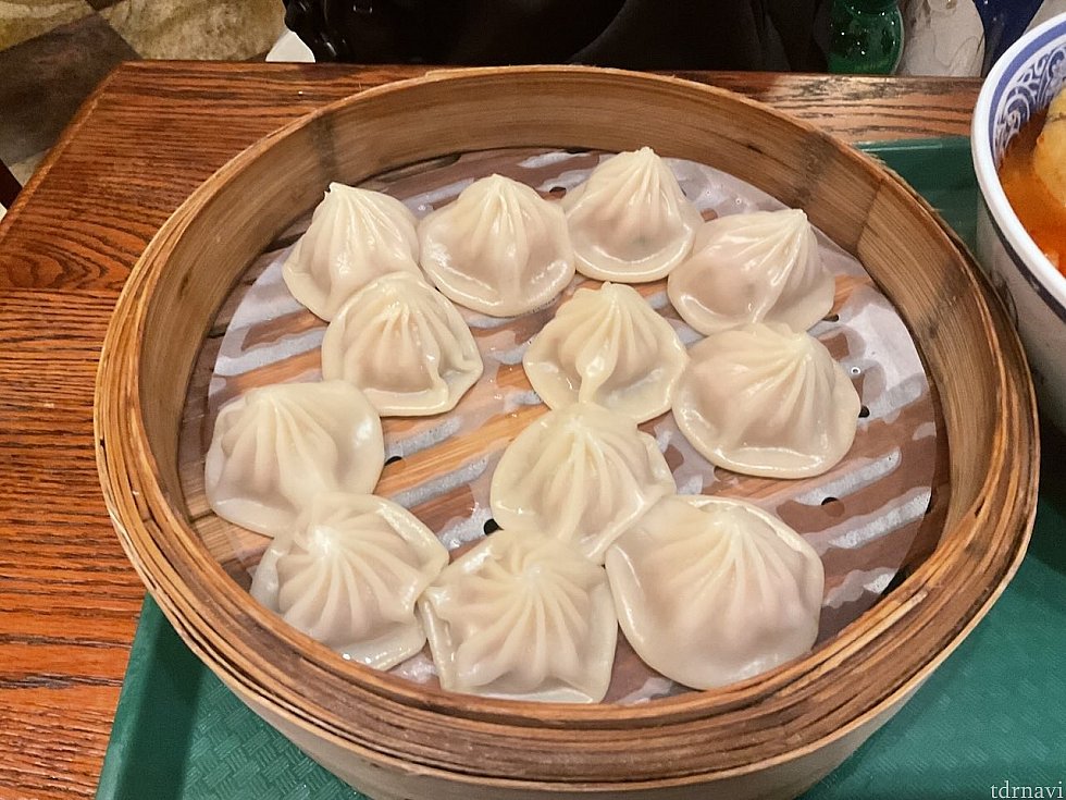 小籠包は安定の美味しさです
