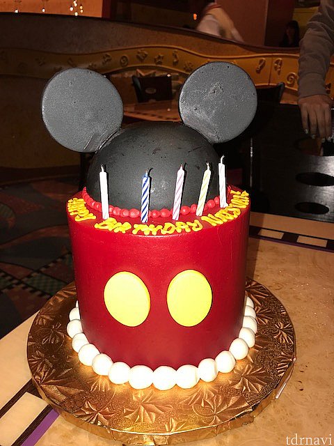 ミッキーのケーキです。