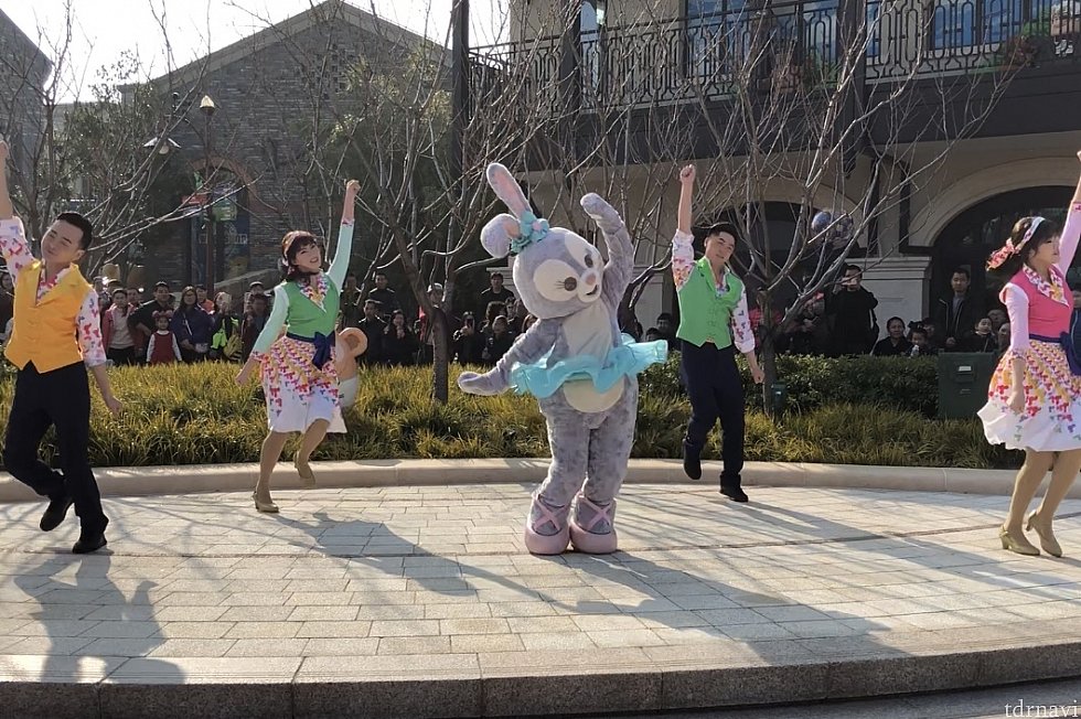 ダンサーさんとダンス!