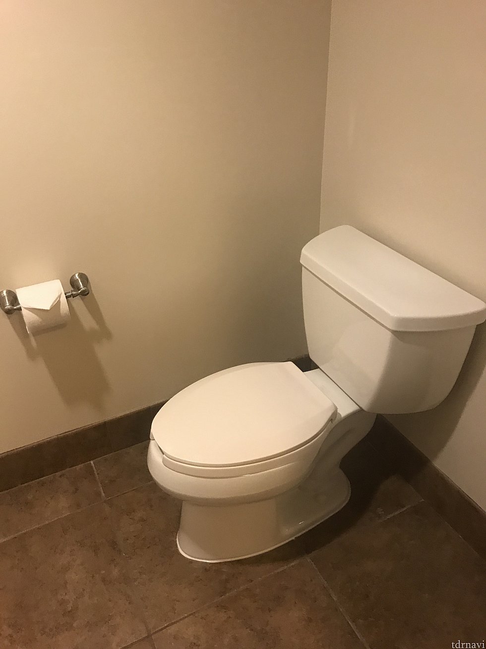 トイレとバスは別々にあります。