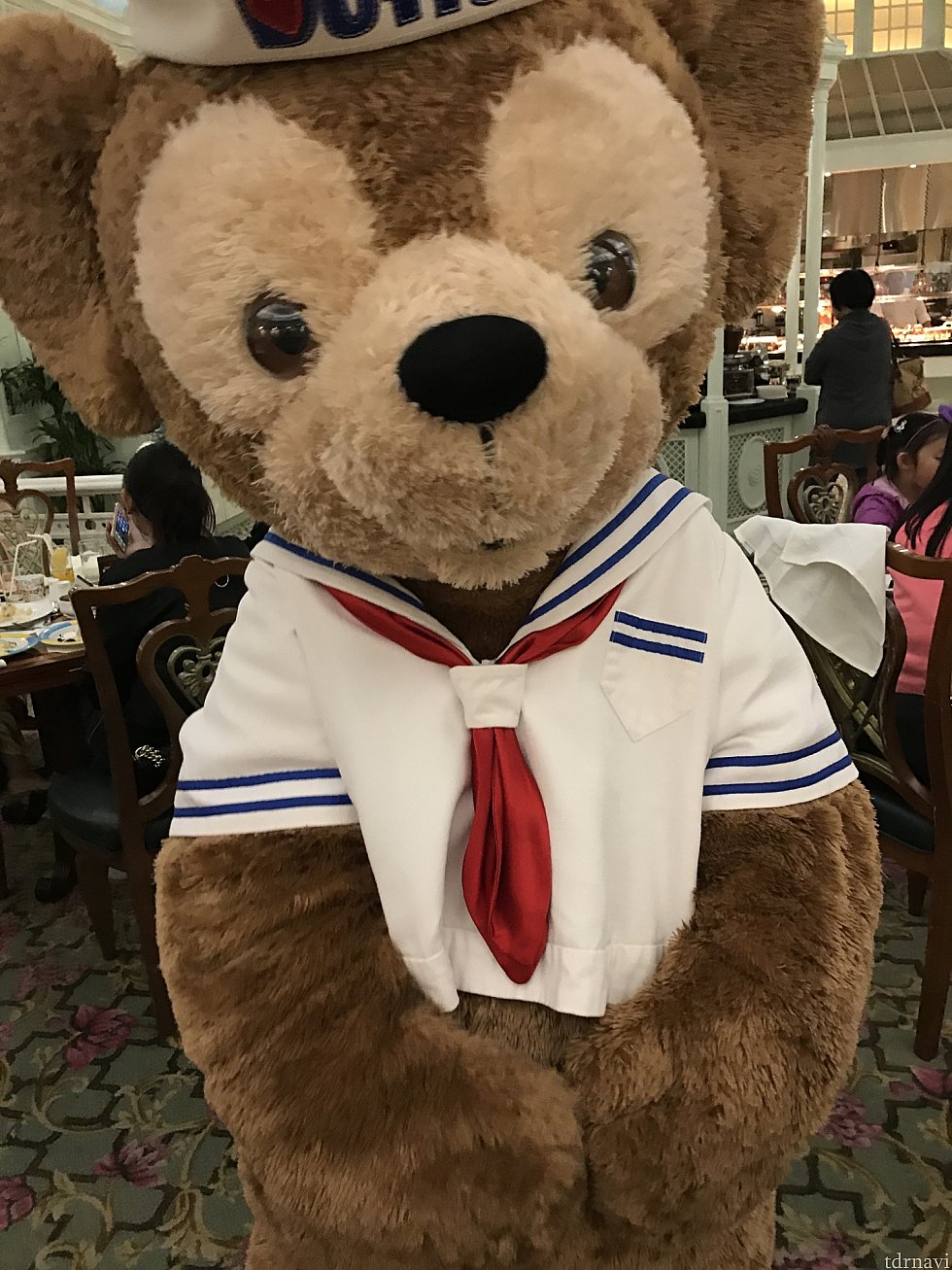 ダッフィとも何回も写真取れました