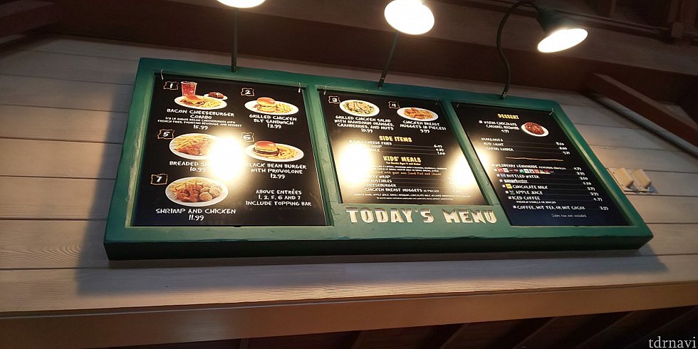 これを見て、ベーコンチーズバーガーコンボを頼みました。