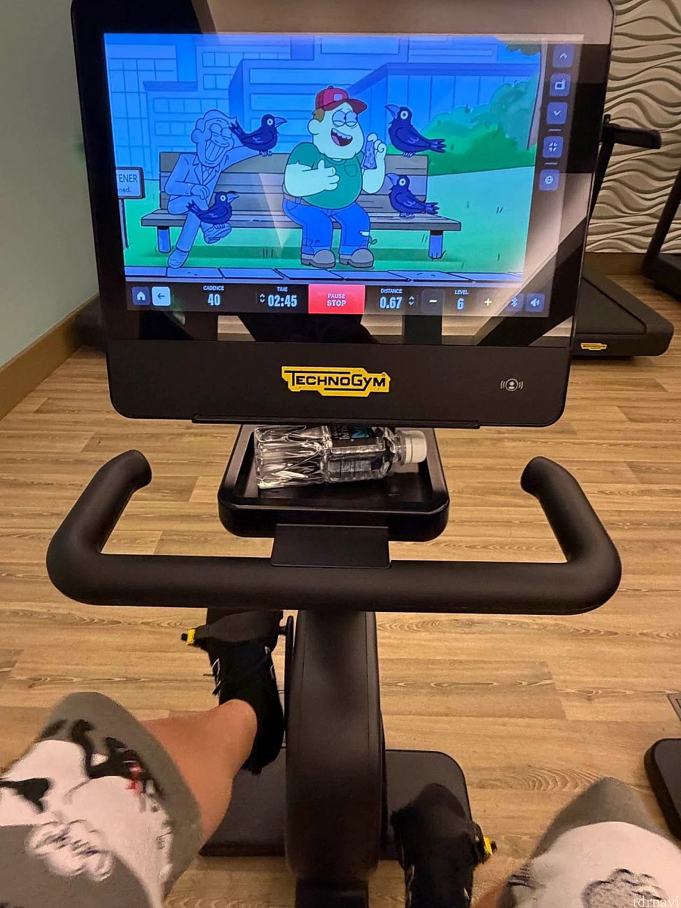 テレビを見ながら