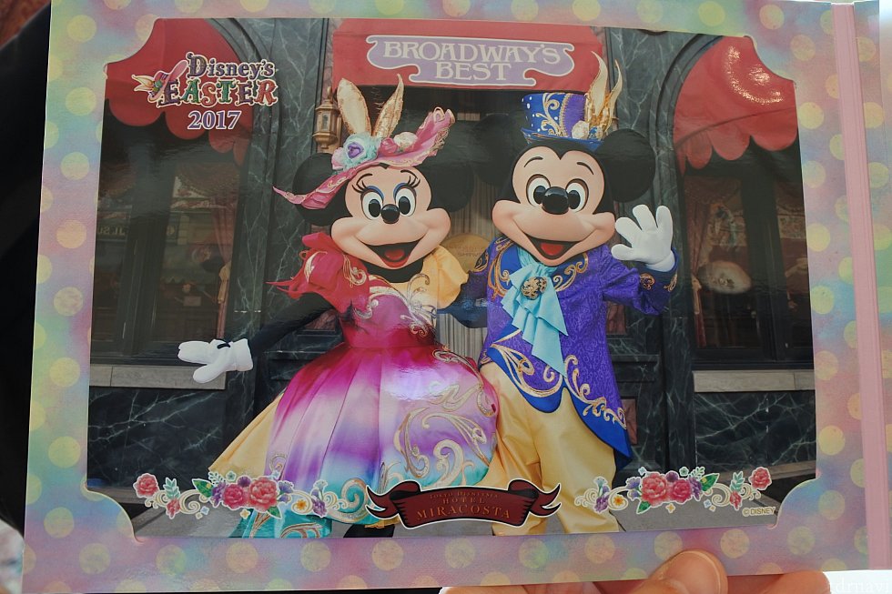 4〜6月はイースターのミッキーとミニーが!