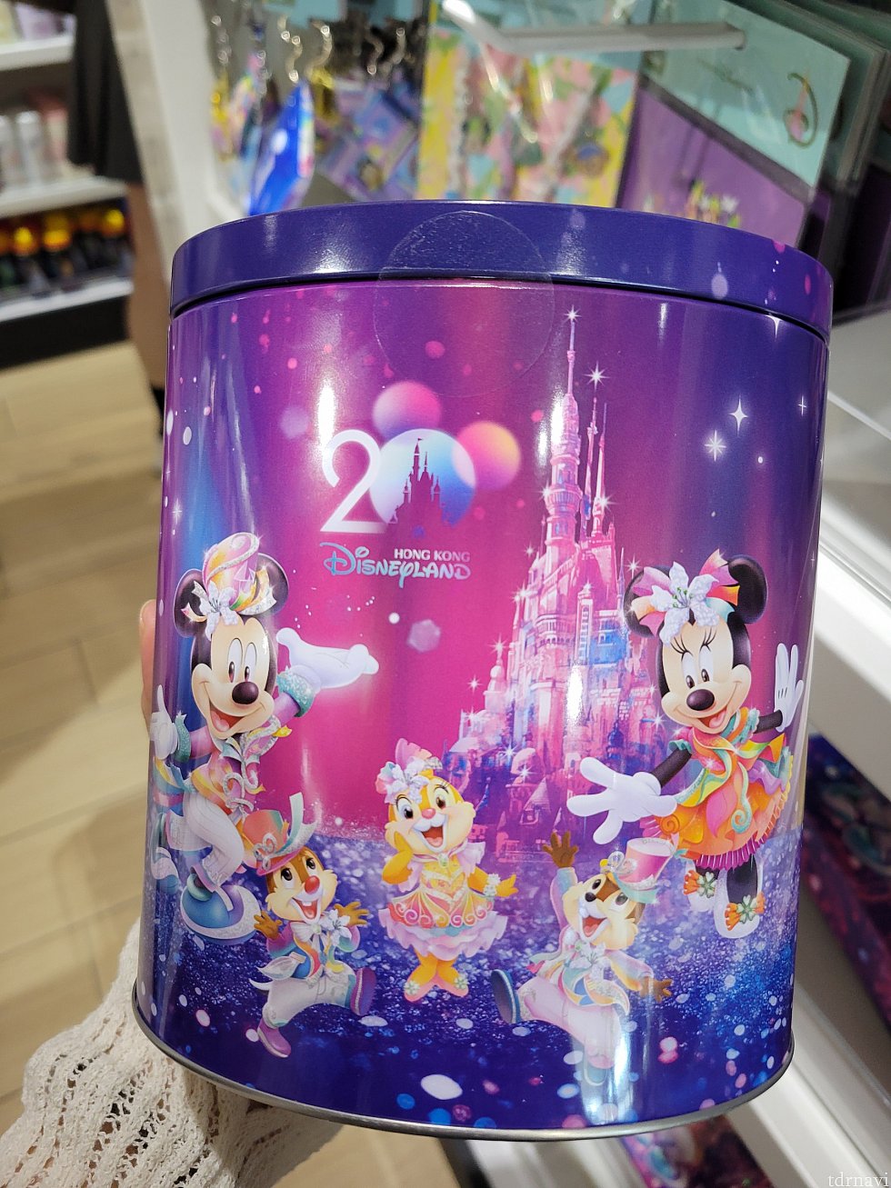 チョコクランチの缶<br>
159HKドル