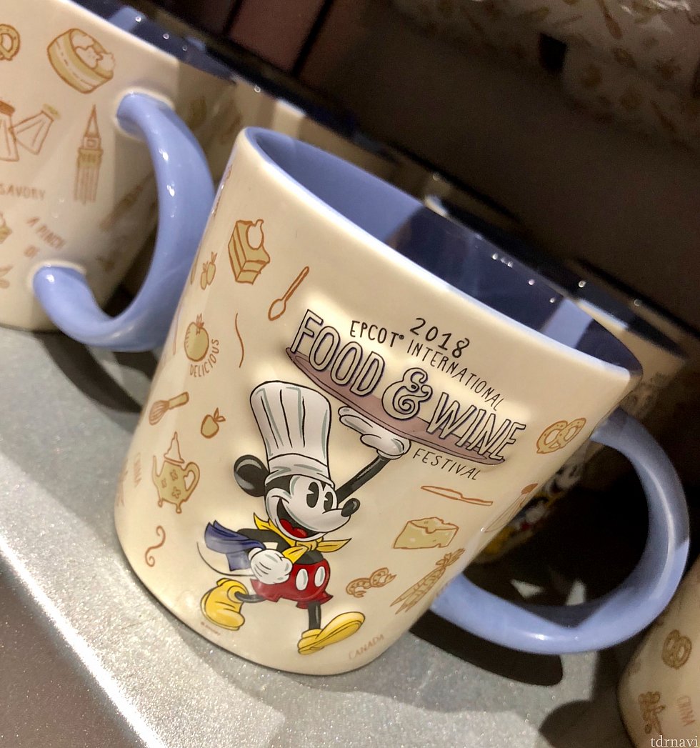 キッチンタオル、塩胡椒入れ、そしてこのマグカップとセットで揃えたくなるデザインですね。$15.99