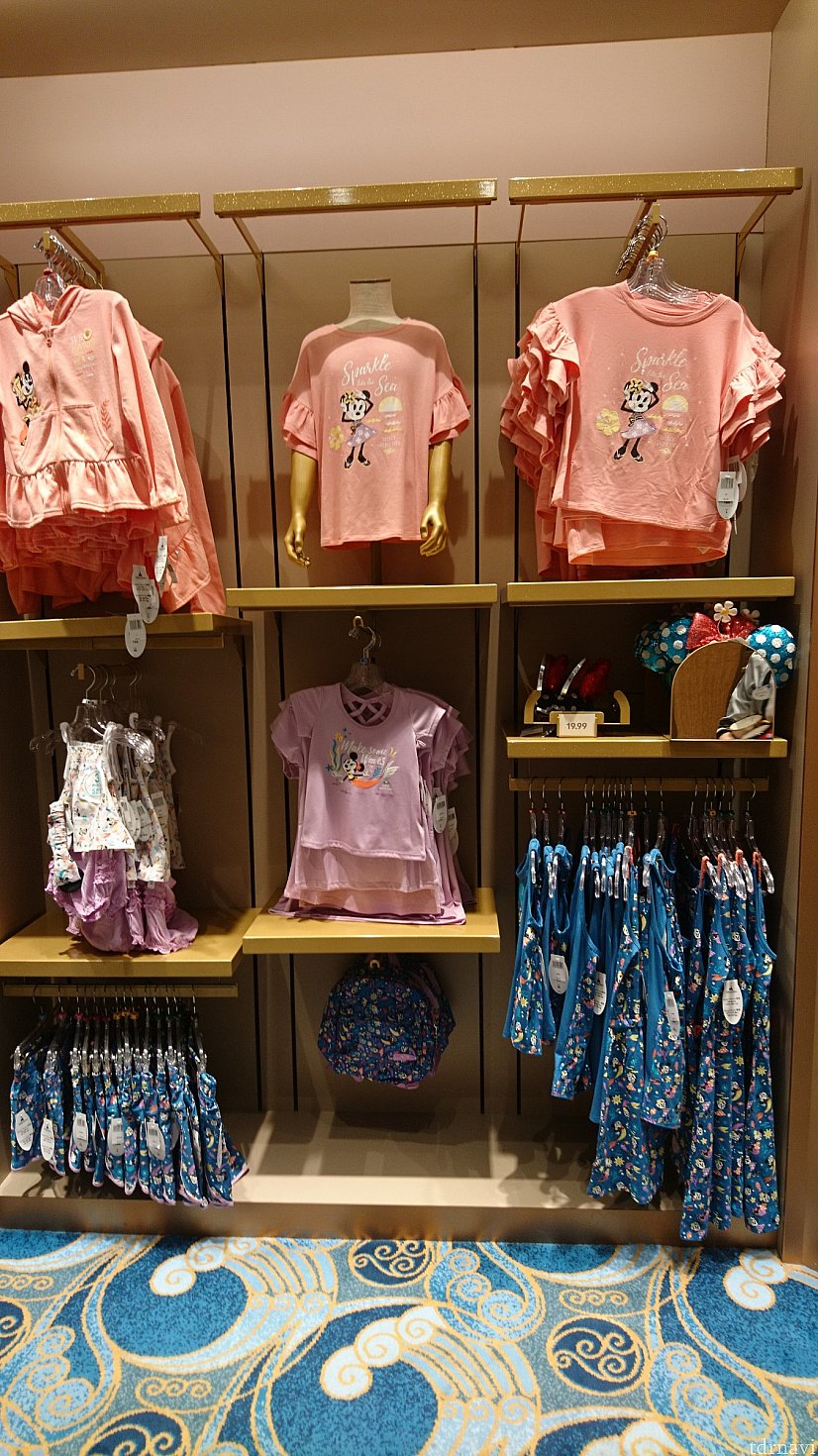 女の子向けの可愛いミニーちゃんグッズがたくさん!