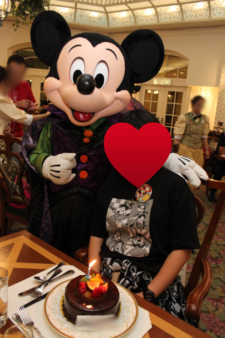 ミッキーにお誕生日のお祝いしてもらいました😍💕