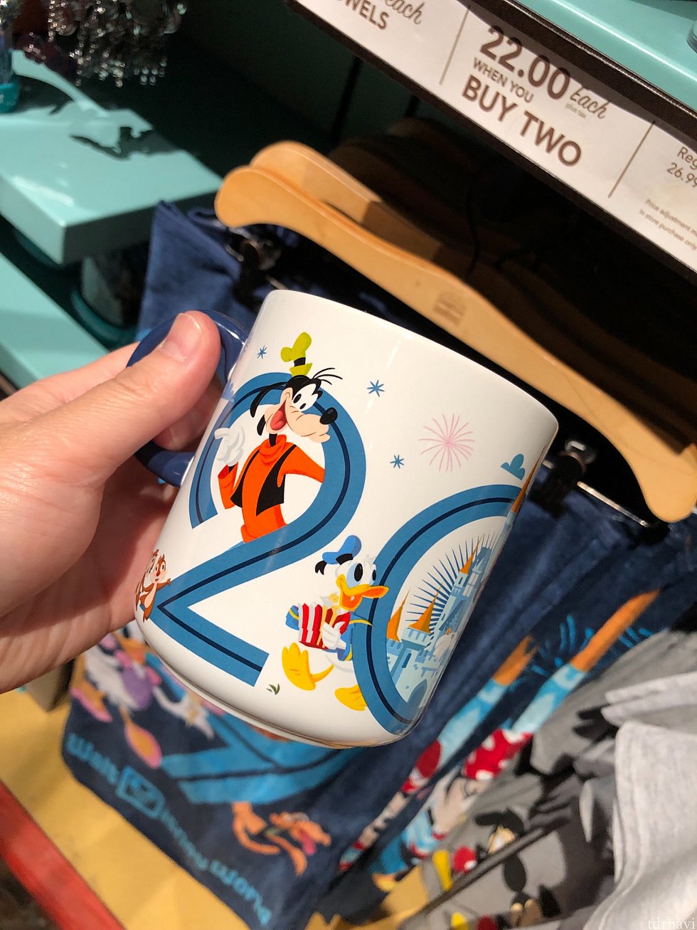 アメリカらしい大きめのマグ。$13.99