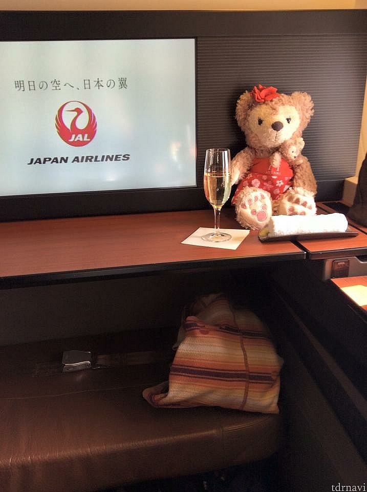 ウェルカムシャンパンを貰いました(^o^)