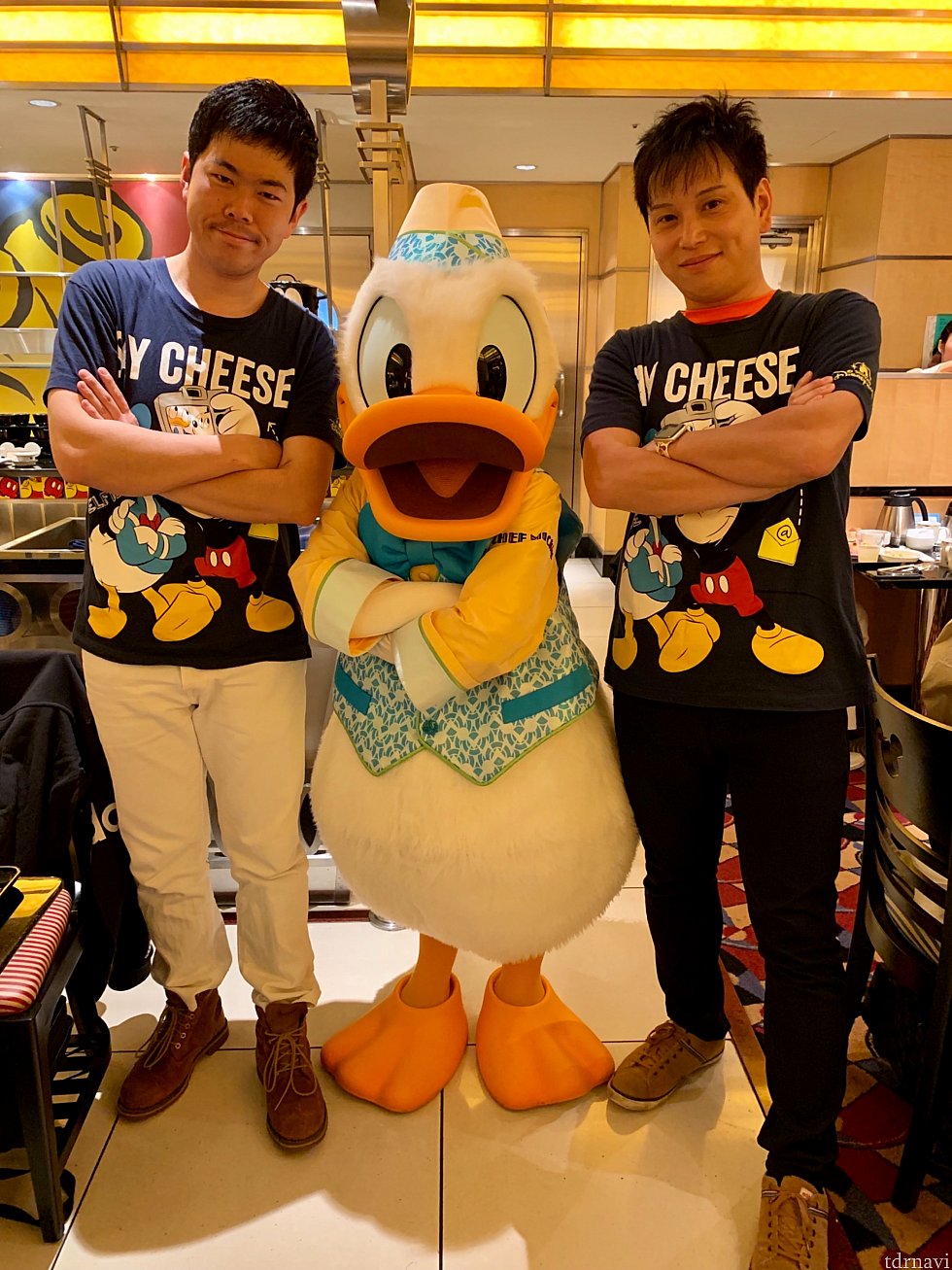 夕食時のドナと一緒の写真をアップできなかったで、こちらにて笑