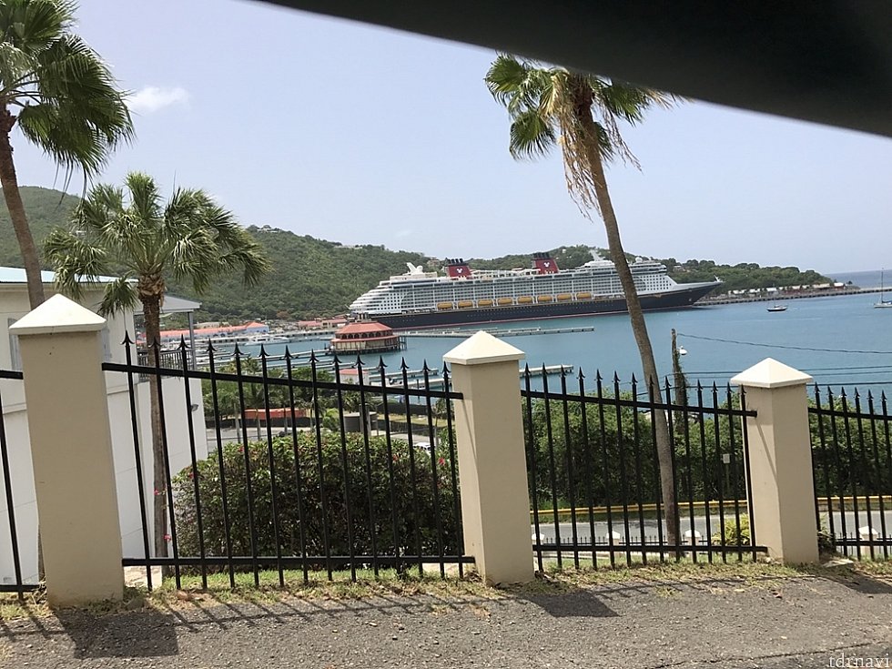坂をがんがん登って行きます。