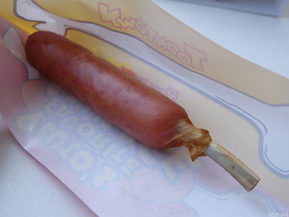 プルートの骨付きソーセージ330円
