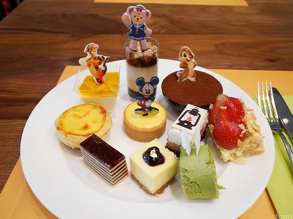 モリモリ取りました😆他にも果物とか食べてます😜天気の悪い日やホテルでゆっくりするときはぜひ!