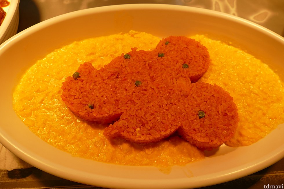 ミッキーのオムライス!まわりにふわふわ卵!