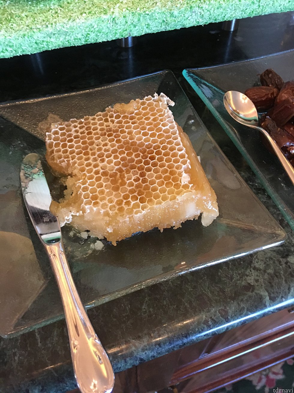 ハチミツもなんか凄い。