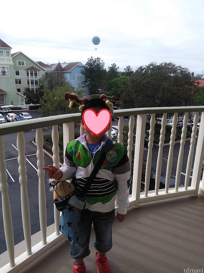ディズニースプリングスが見えます。