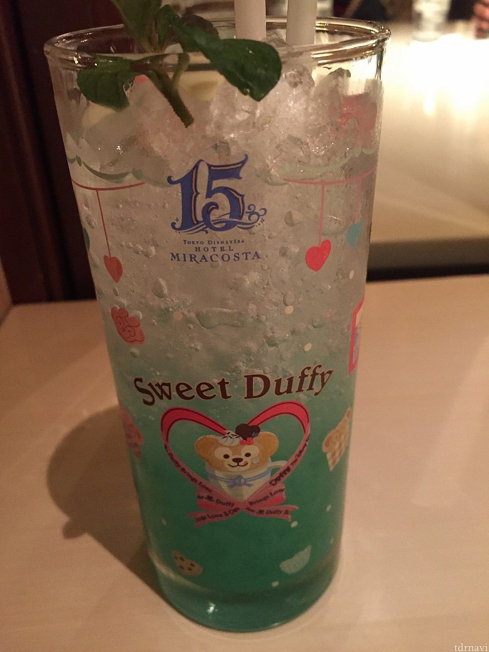 15周年のマークも入っています。