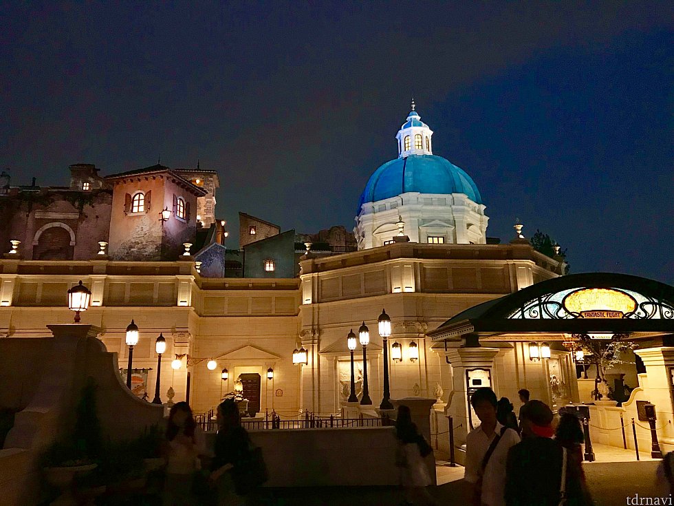グランドオープン前に撮った夜のソアリン。