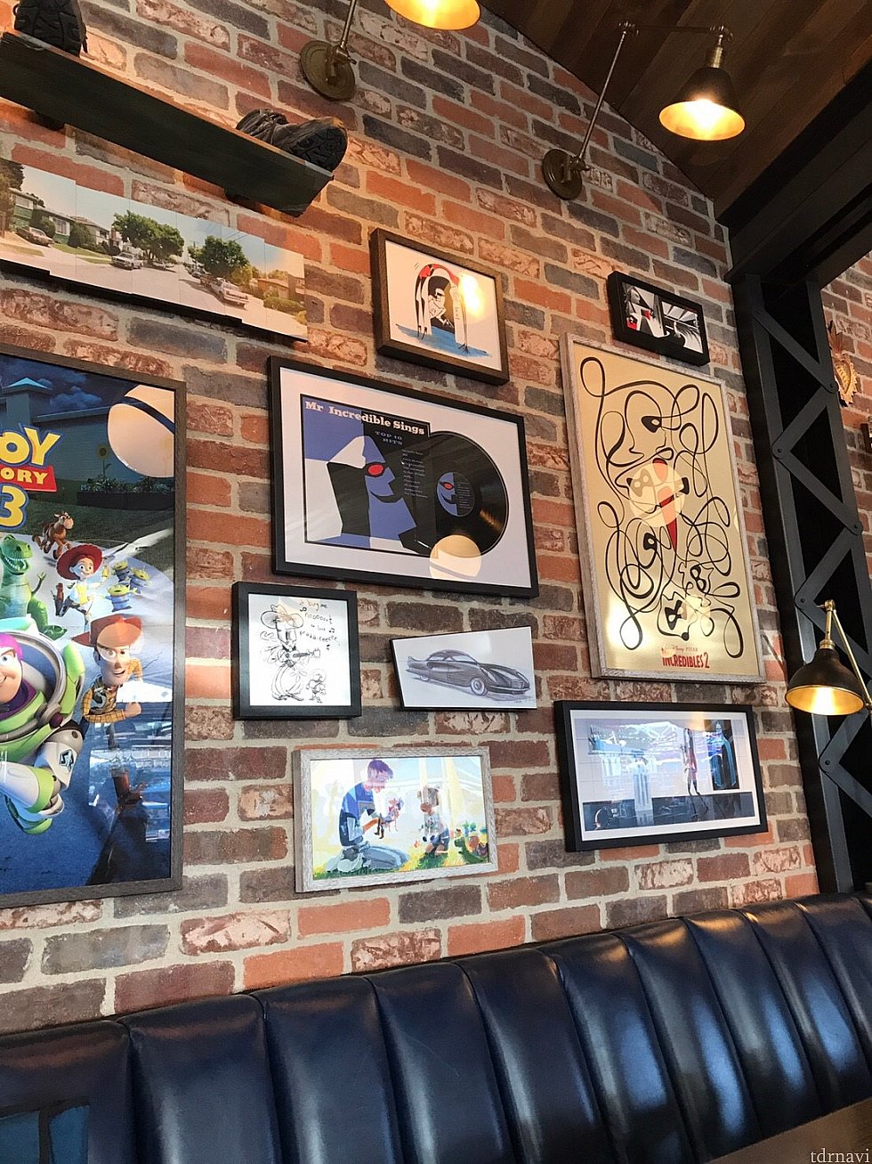 壁にいろんなイラストやポスターが飾ってあって、とても可愛かったです!