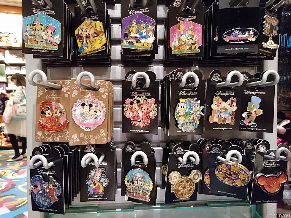 一部ですが、ピンバッチのエリアです。