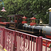 のんびり汽車で香港パーク1周☆ | 香港ディズニーランド鉄道