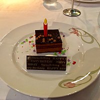 インサイドのお部屋でも満足&クルーズ中に誕生日をお祝いしてもらい