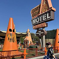 ラジエーター・スプリングス・レーサー | カリフォルニア